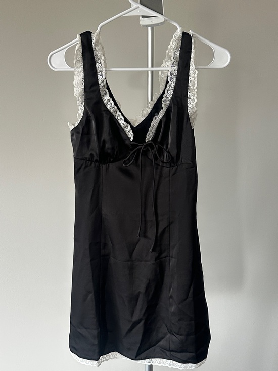 Princess Polly Dresses & Skirts - Princess Polly Sayre Black mini dress